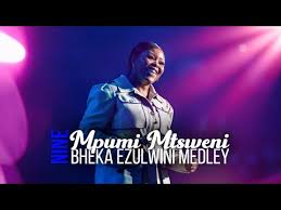 Spirit Of Praise 9 - Bheka Ezulwini Medley ft Mpumi Mtsweni