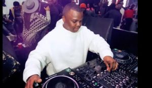 Dlala Thukzin - Whistle (Gqom Song)