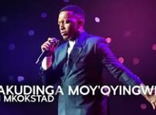 Spirit Of Praise 10 ft Dumi Mkokstad - Siyakudinga Moy'Oyingwele