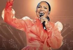 Nothando Hlophe – Babheka Kuye Medley