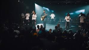 Kaestrings - More | Live