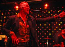 Queens of the Stone Age - Keep Your Eyes Peeled (Live on KEXP)
