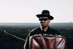 Mnqobi Yazo – Inhlanhla